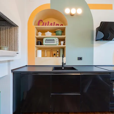 Xenia Apartments - Renovated Two-Room Apartment In Sant'Ambrogio-2