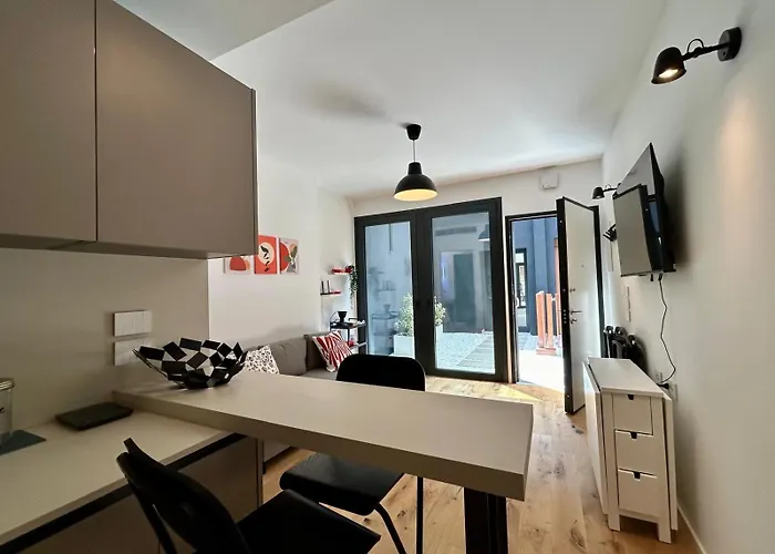 Kibilù Luxury Apt with Terrace, Isola district&near Garibaldi Station